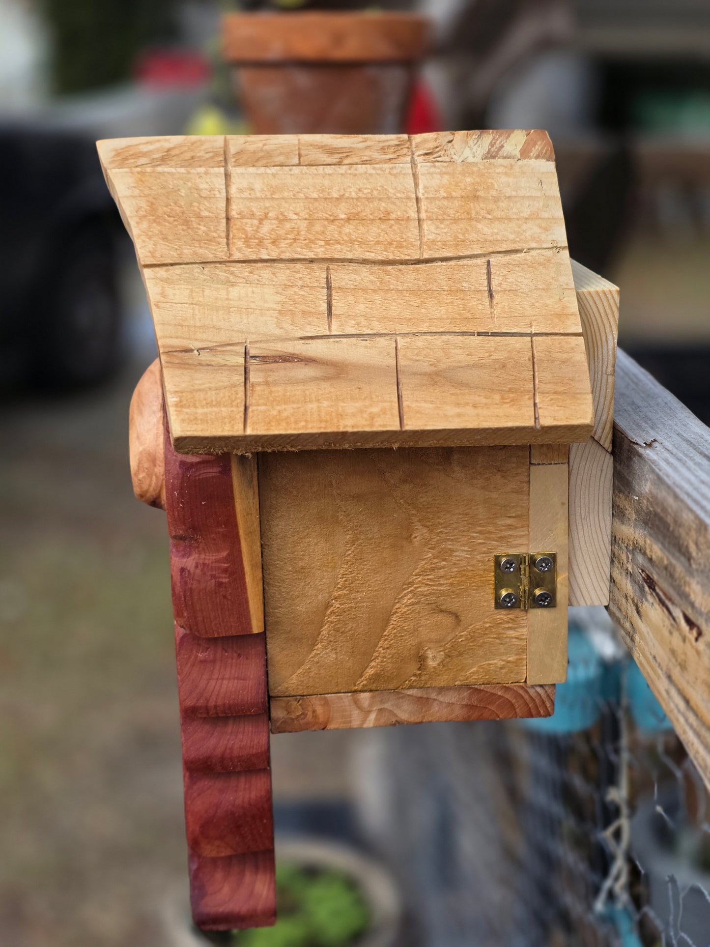 Magnus, a spirited birdhouse