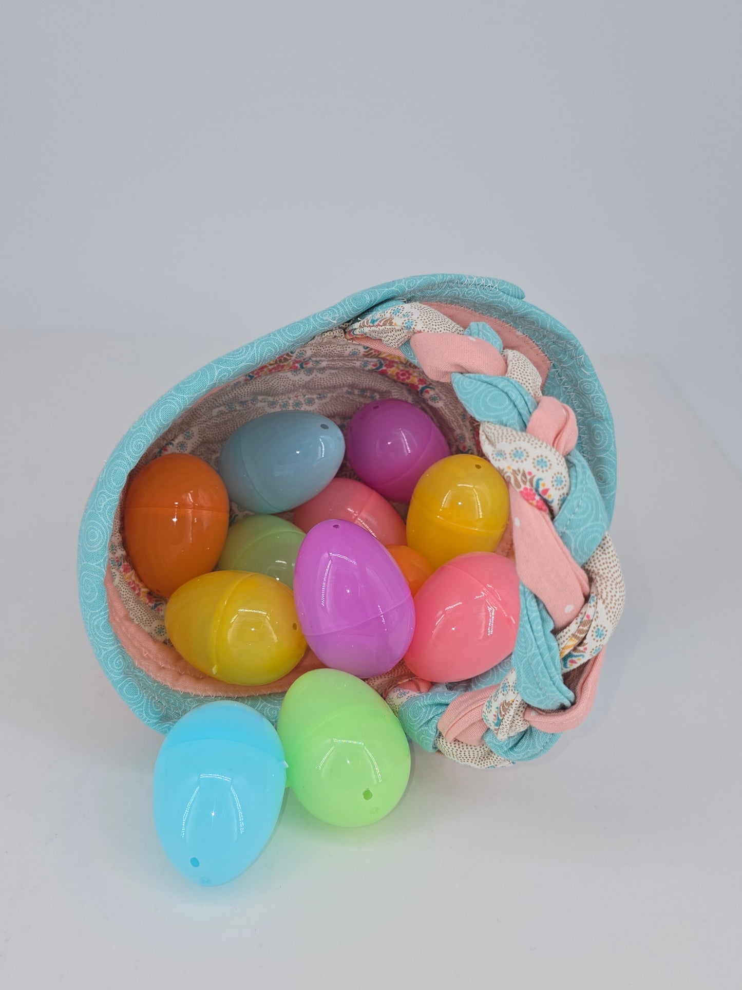 Braided Handle Easter Basket - Small
