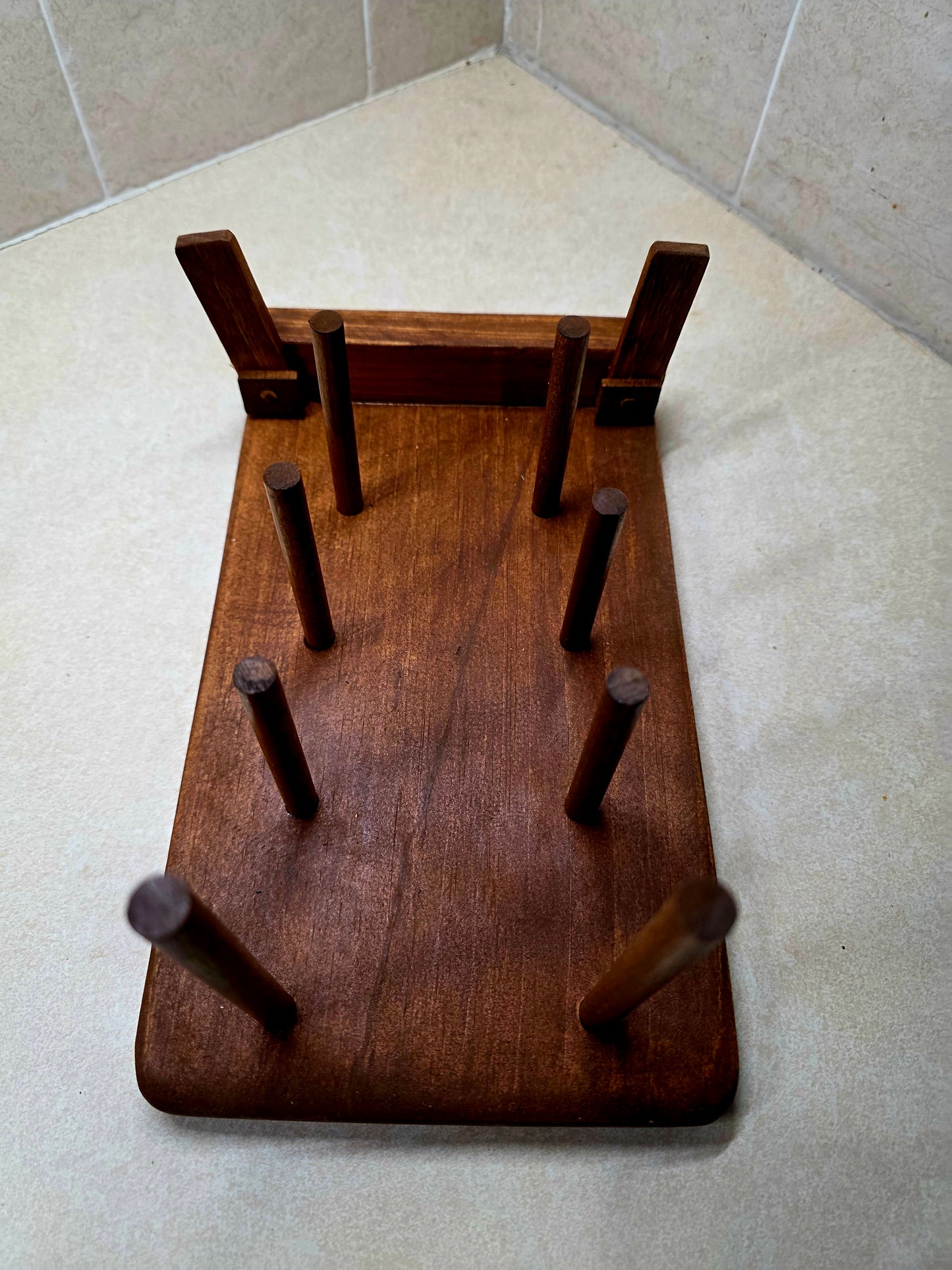 "Rookie," The Cutting board organizer
