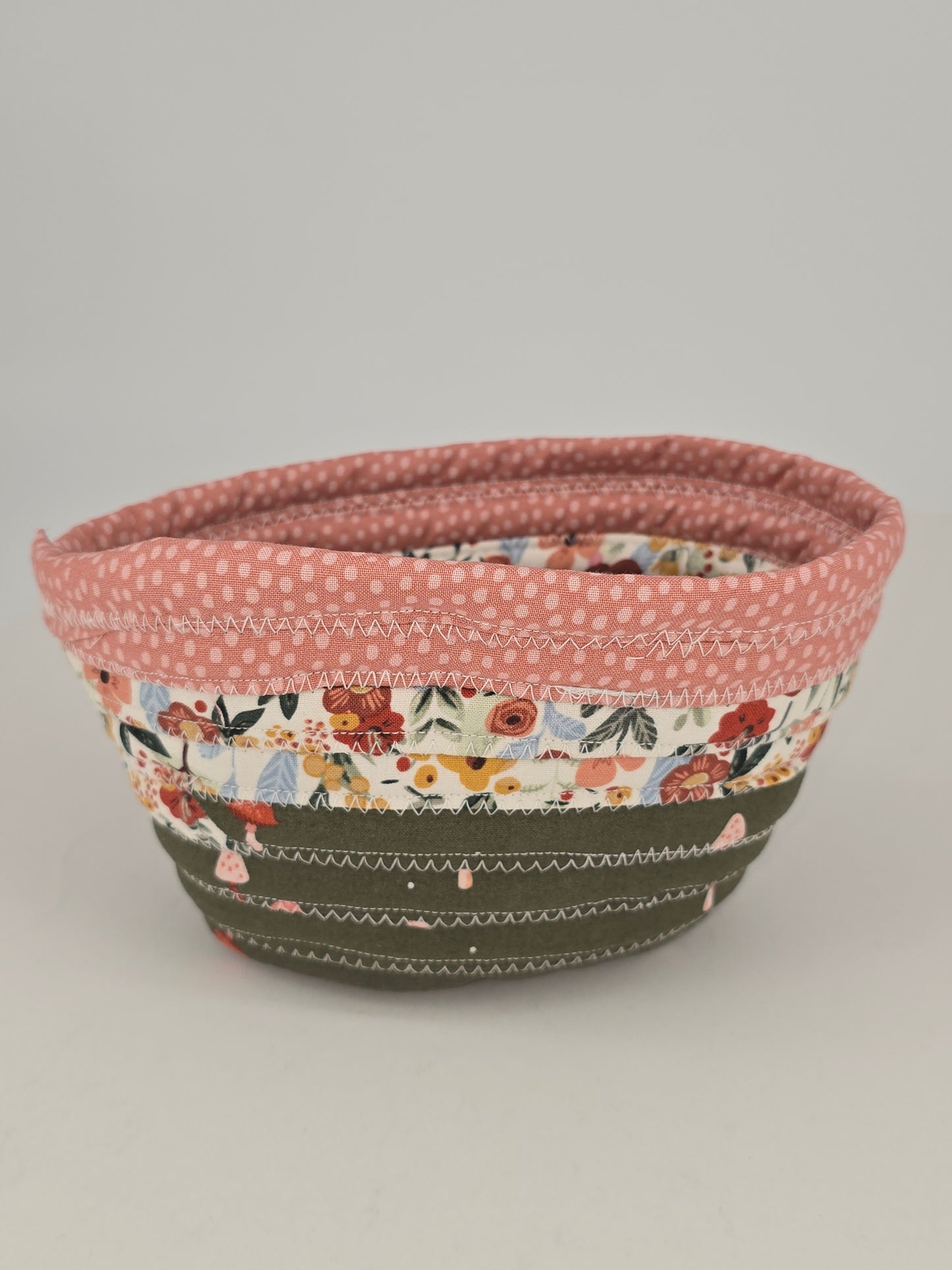 Small Jelly Roll Basket - Black and Rose